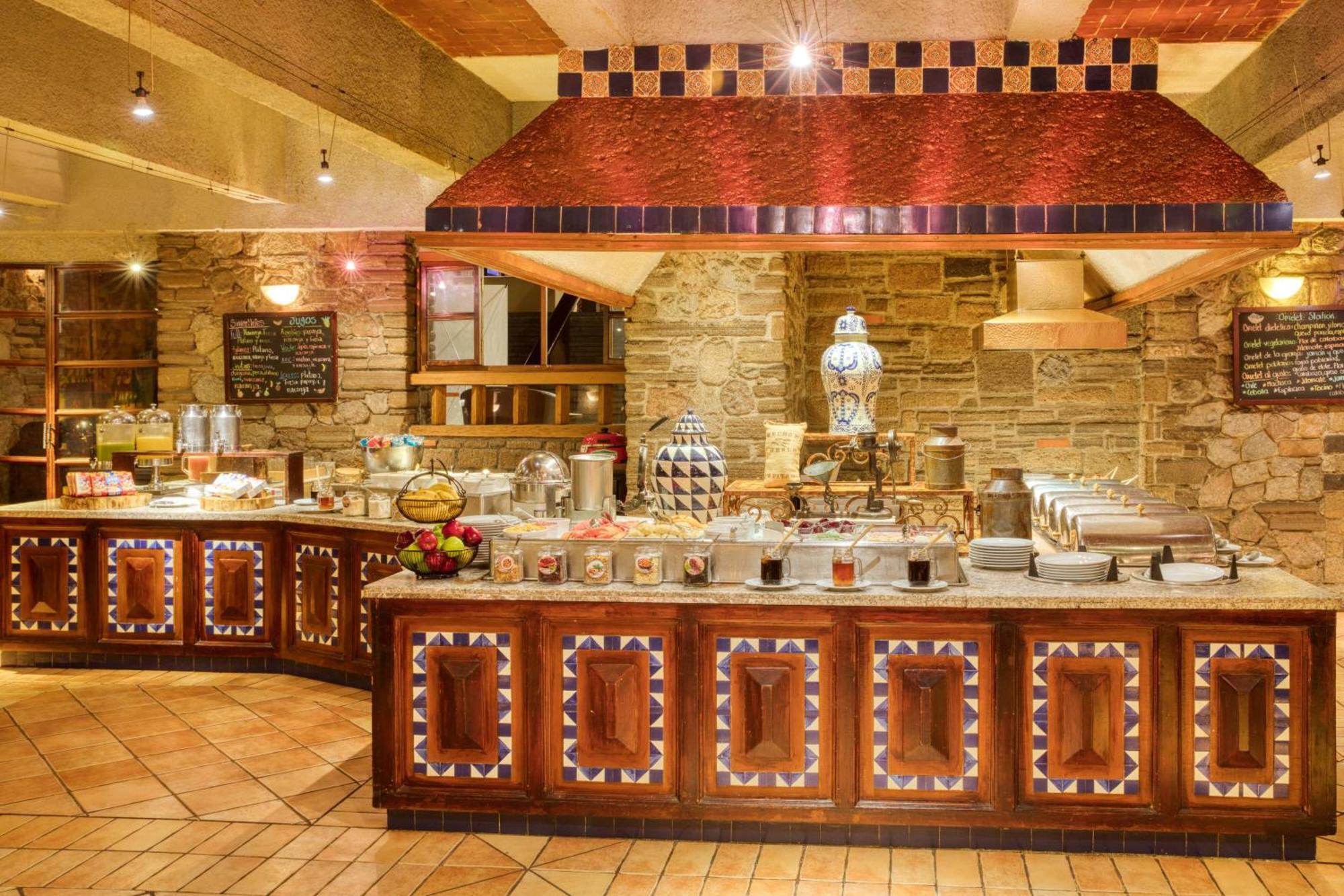 Marriott Puebla Hotel Meson Del Angel Екстериор снимка