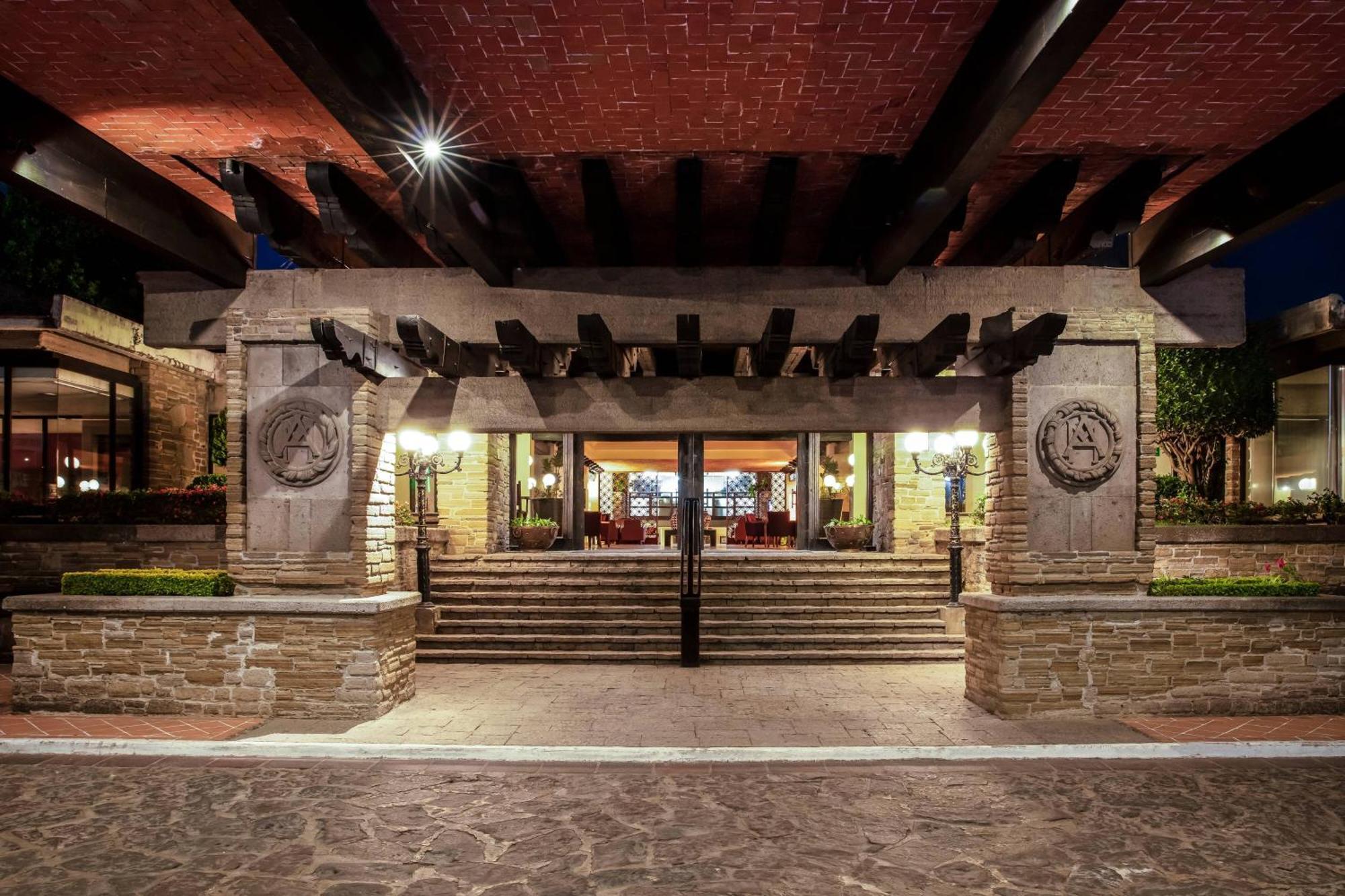 Marriott Puebla Hotel Meson Del Angel Екстериор снимка