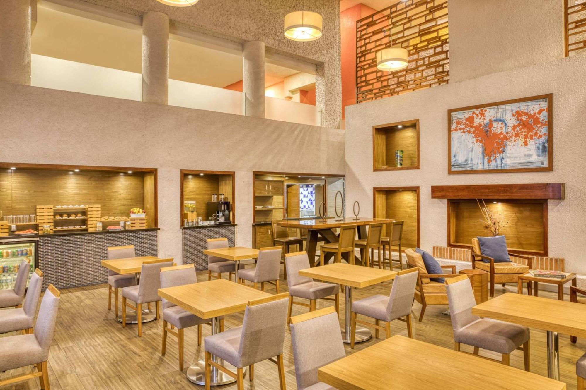 Marriott Puebla Hotel Meson Del Angel Екстериор снимка