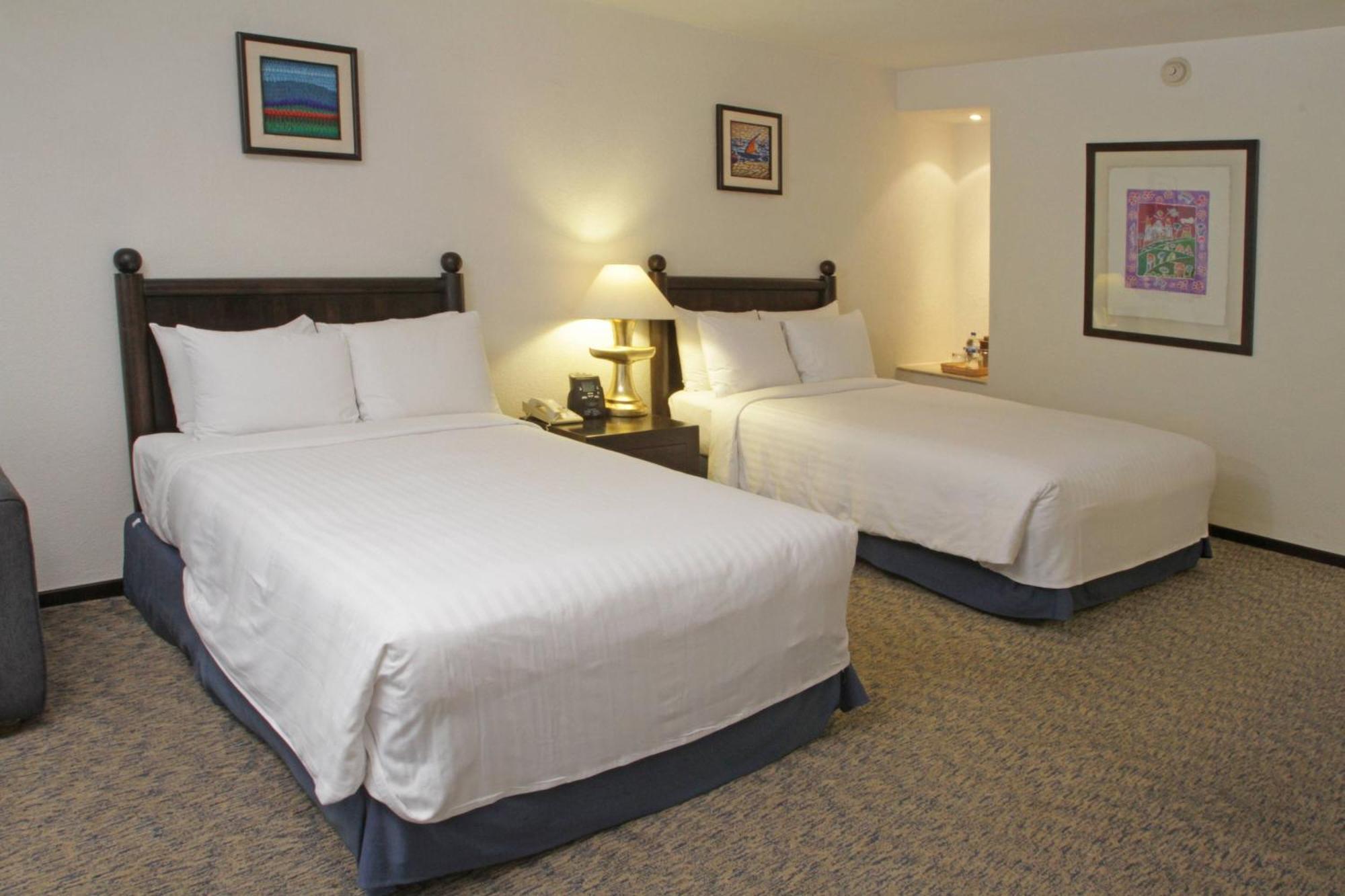 Marriott Puebla Hotel Meson Del Angel Екстериор снимка